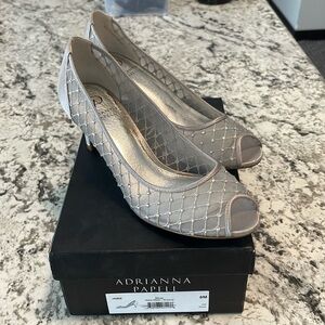 Adrianna Papell Jamie Pump